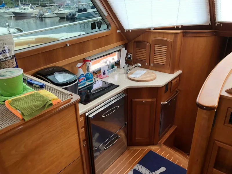 Slide: The Image of Sabre 40 Sedan 2009 - 84