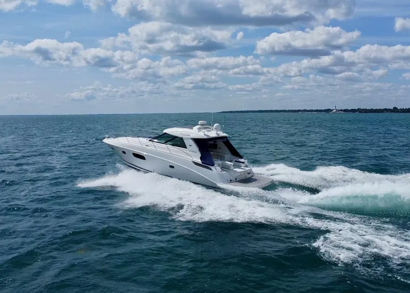 Slide: The Image of Sea Ray 450 Sundancer 2010 - 2