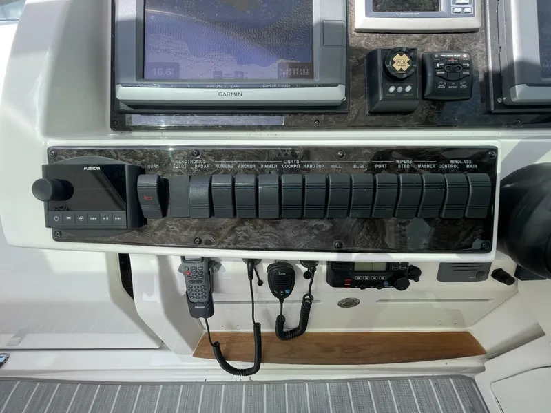 Slide: The Image of Sea Ray 450 Sundancer 2010 - 48