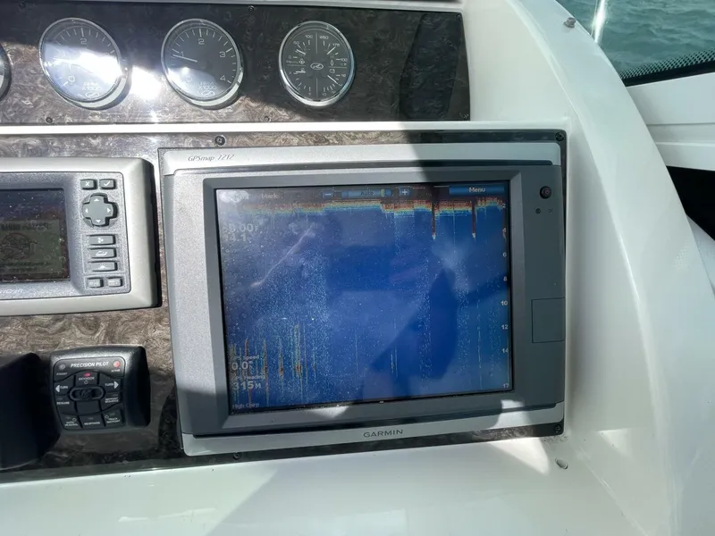 Slide: The Image of Sea Ray 450 Sundancer 2010 - 53