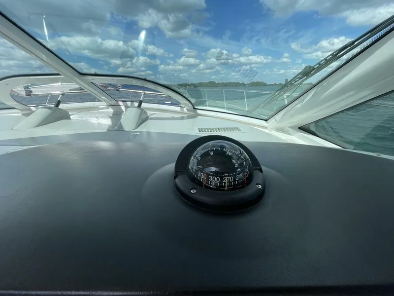 Slide: The Image of Sea Ray 450 Sundancer 2010 - 59