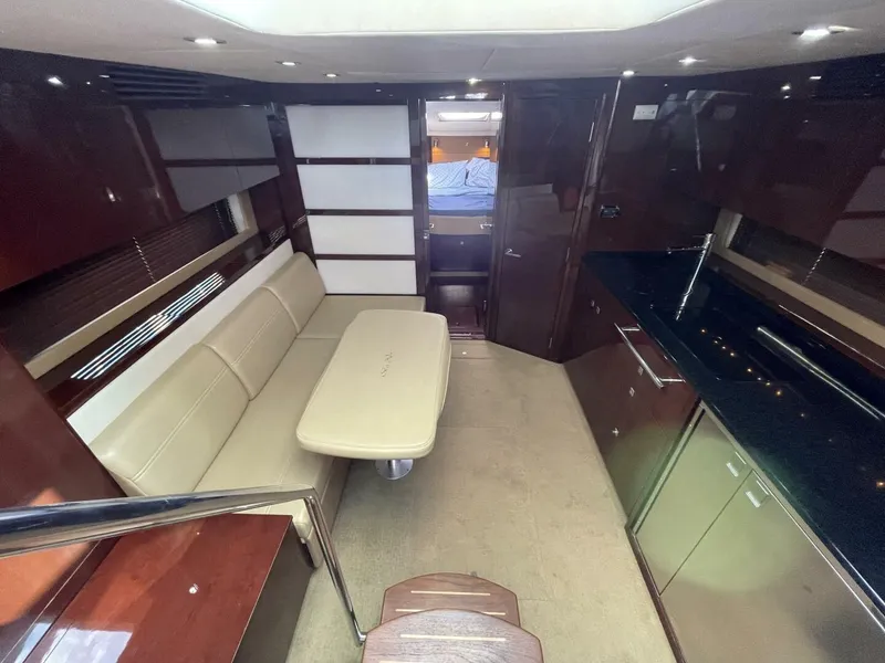 Slide: The Image of Sea Ray 450 Sundancer 2010 - 61