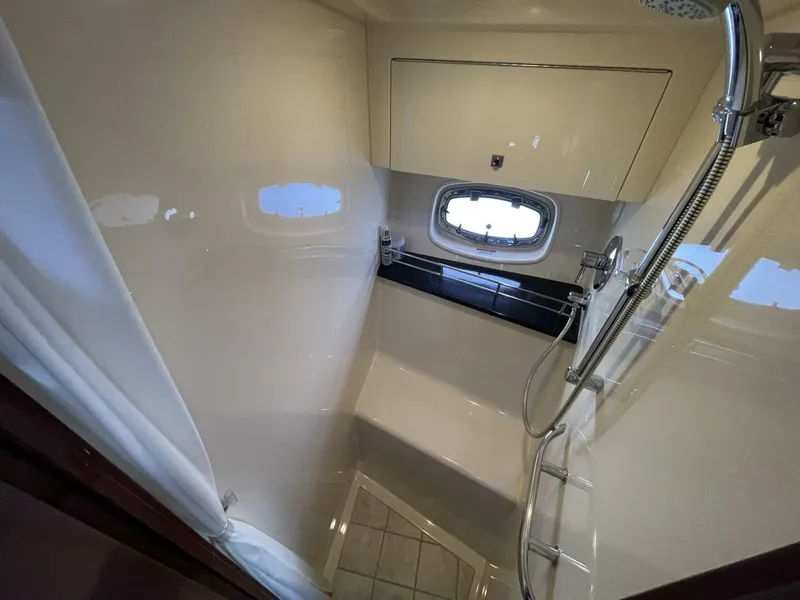 Slide: The Image of Sea Ray 450 Sundancer 2010 - 70