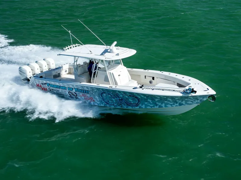 Slide: The Image of SeaVee 390Z 2022 - 7