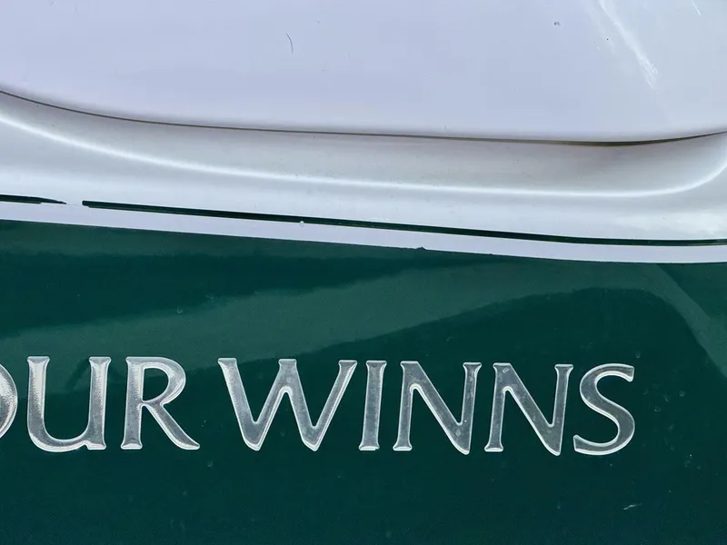 Slide: The Image of Four Winns Vista 288 2004 - 149