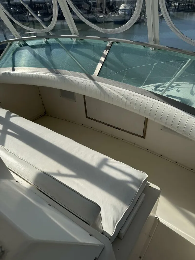 Slide: The Image of Bertram 385 Convertible 1983 - 17
