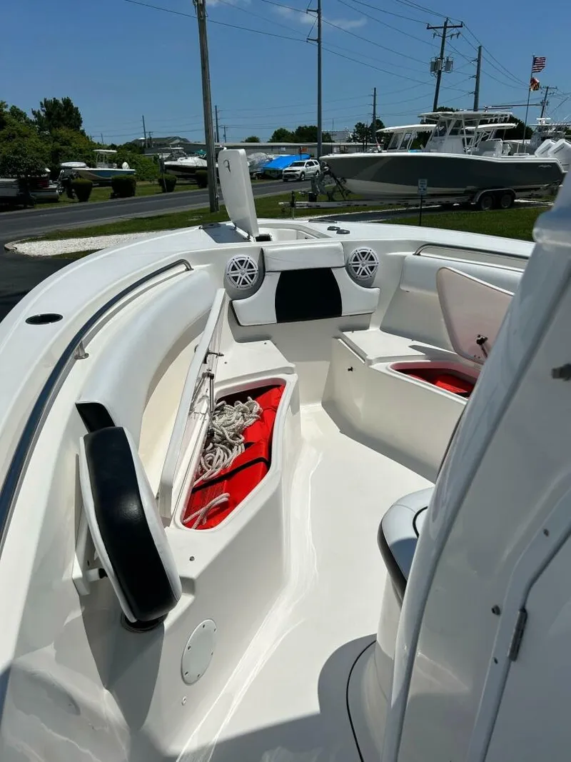 Slide: The Image of Tidewater 232 Adventure 2019 - 27