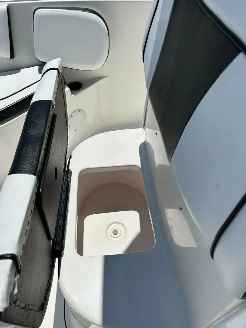 Slide: The Image of Tidewater 232 Adventure 2019 - 32