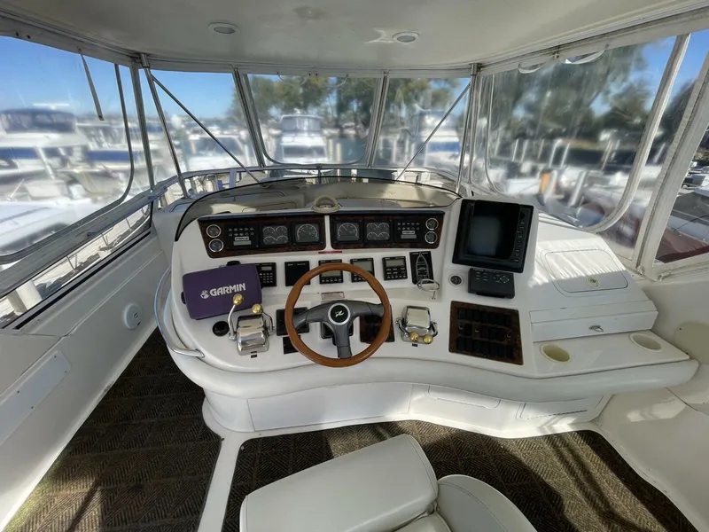 Slide: The Image of Sea Ray 480 Sedan Bridge 1998 - 13