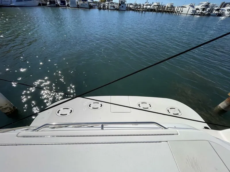 Slide: The Image of Sea Ray 480 Sedan Bridge 1998 - 5