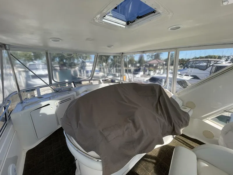Slide: The Image of Sea Ray 480 Sedan Bridge 1998 - 9