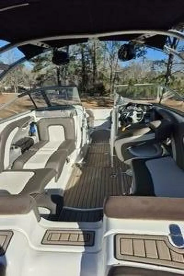 Slide: The Image of Yamaha 242 Limited S 2011 - 12