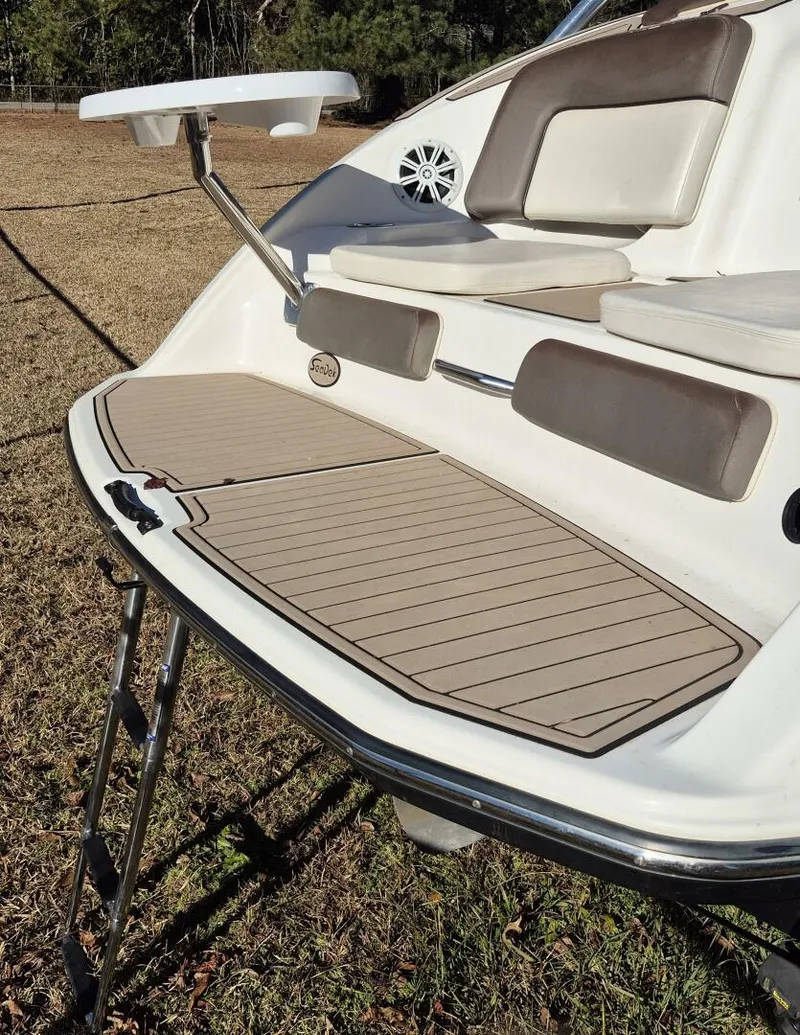 Slide: The Image of Yamaha 242 Limited S 2011 - 35