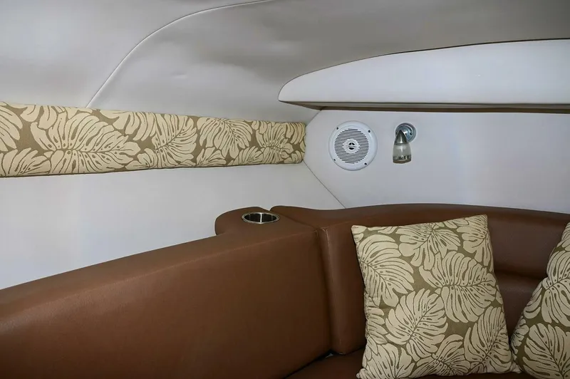 Slide: The Image of Crownline Boats 236 SC 2015 - 120