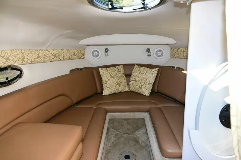 Slide: The Image of Crownline Boats 236 SC 2015 - 132