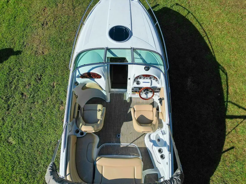 Slide: The Image of Crownline Boats 236 SC 2015 - 4