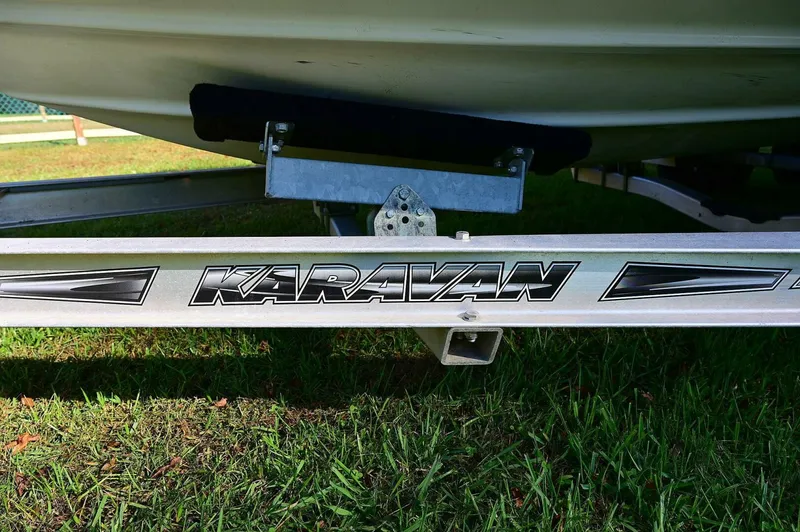 Slide: The Image of Crownline Boats 236 SC 2015 - 48
