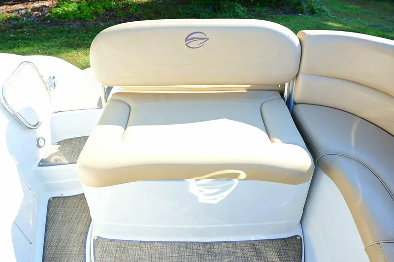 Slide: The Image of Crownline Boats 236 SC 2015 - 79