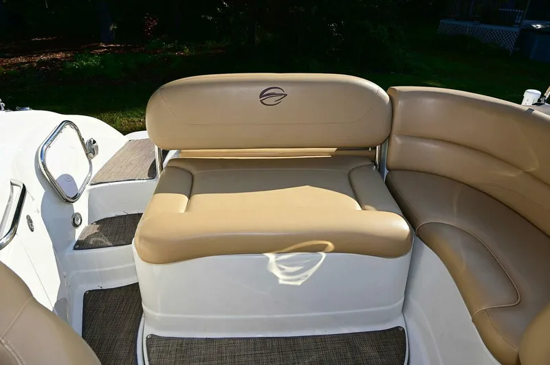 Slide: The Image of Crownline Boats 236 SC 2015 - 81