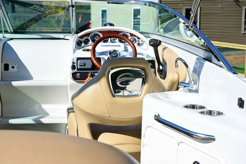 Slide: The Image of Crownline Boats 236 SC 2015 - 91