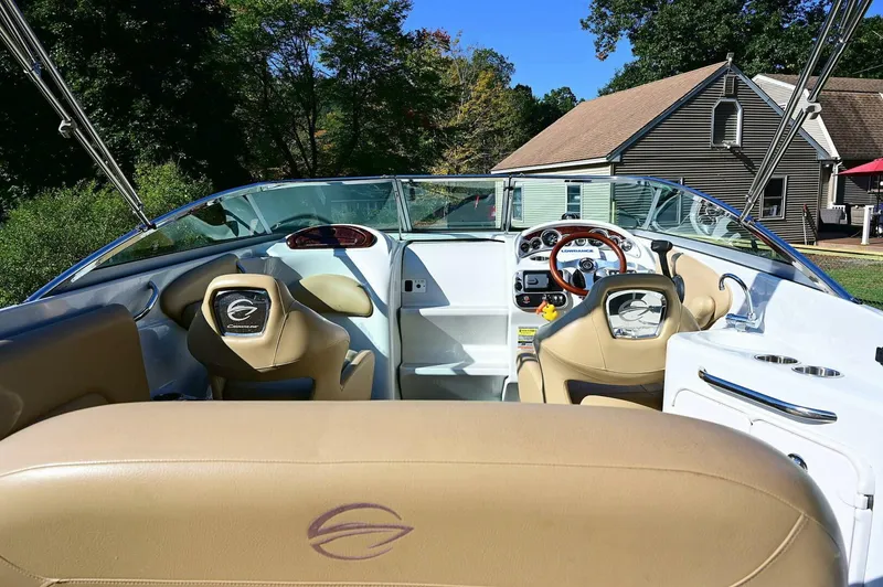 Slide: The Image of Crownline Boats 236 SC 2015 - 93