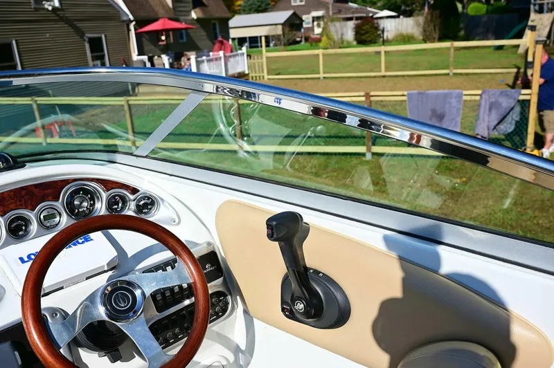 Slide: The Image of Crownline Boats 236 SC 2015 - 98