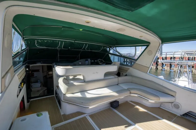 Slide: The Image of Sea Ray 420 Sundancer 1990 - 13