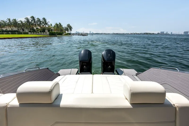 Slide: The Image of Cruisers 42 GLS OB 2023 - 46