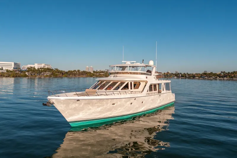 The Image of Offshore 72 Pilothouse 2006 - 0