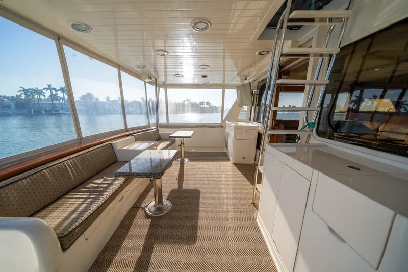 Slide: The Image of Offshore 72 Pilothouse 2006 - 13
