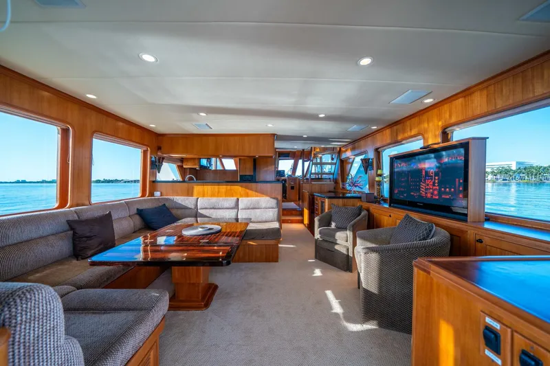 Slide: The Image of Offshore 72 Pilothouse 2006 - 21