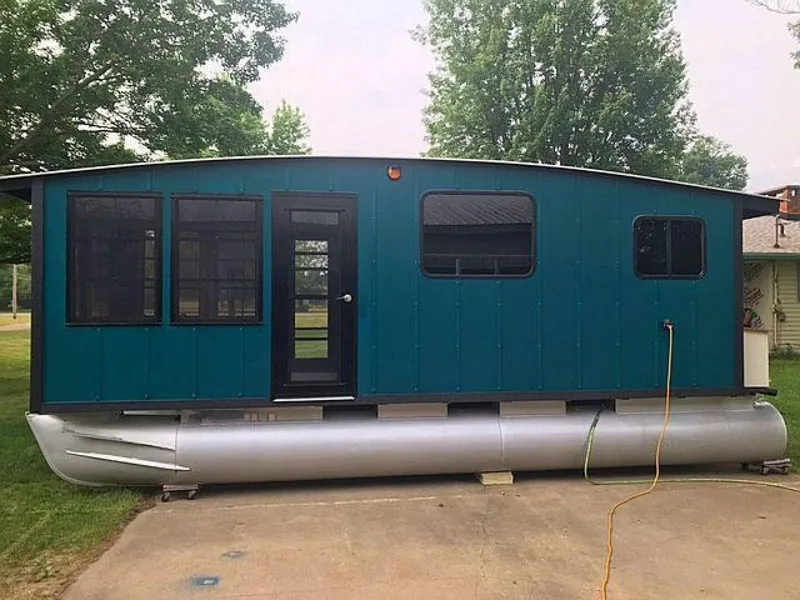 Slide: The Image of Custom 25 Hadlee Houseboat 2023 - 5