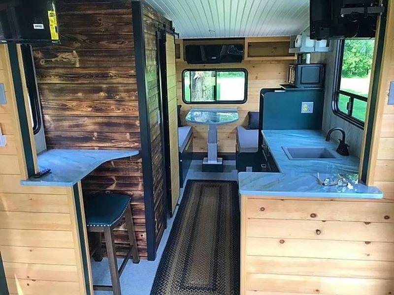 Slide: The Image of Custom 25 Hadlee Houseboat 2023 - 9