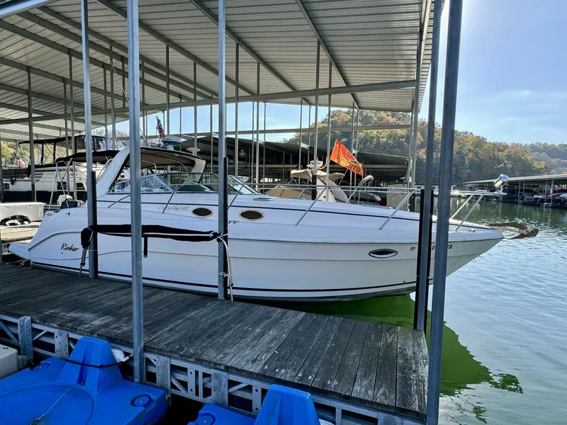 Slide: The Image of Rinker 342 Fiesta Vee 2004 - 10