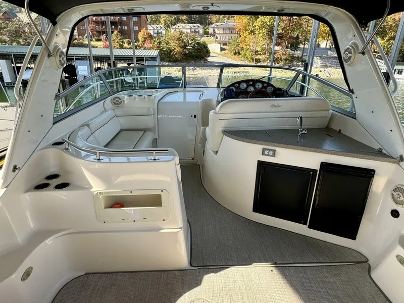 Slide: The Image of Rinker 342 Fiesta Vee 2004 - 14