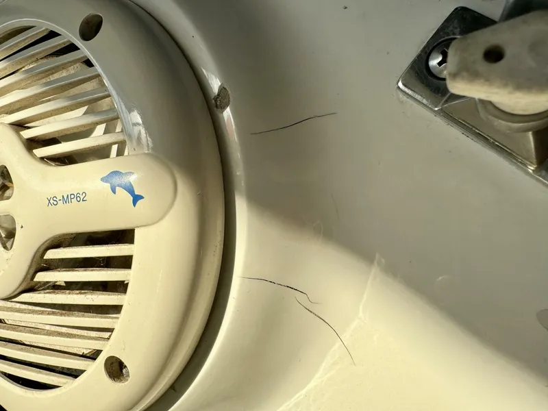 Slide: The Image of Rinker 342 Fiesta Vee 2004 - 206