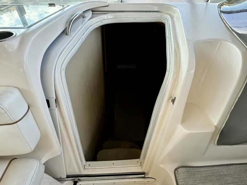 Slide: The Image of Rinker 342 Fiesta Vee 2004 - 38