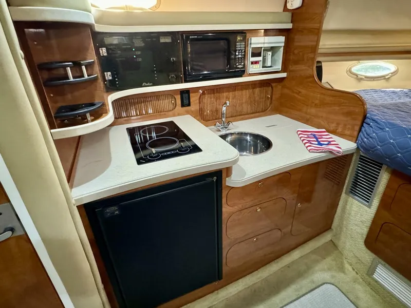Slide: The Image of Rinker 342 Fiesta Vee 2004 - 43