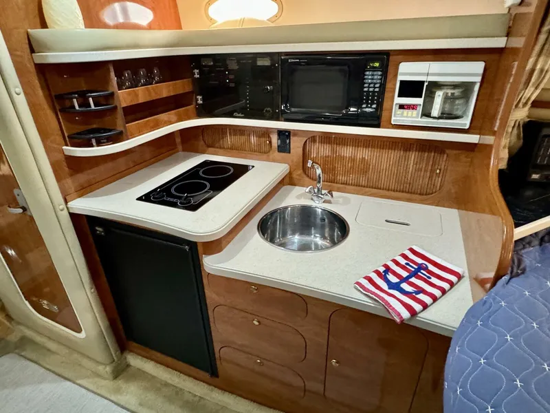 Slide: The Image of Rinker 342 Fiesta Vee 2004 - 46