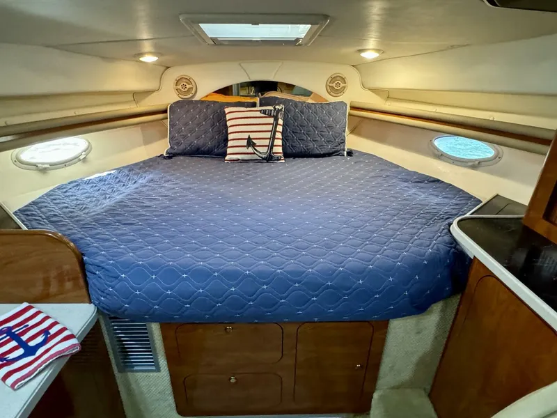 Slide: The Image of Rinker 342 Fiesta Vee 2004 - 50