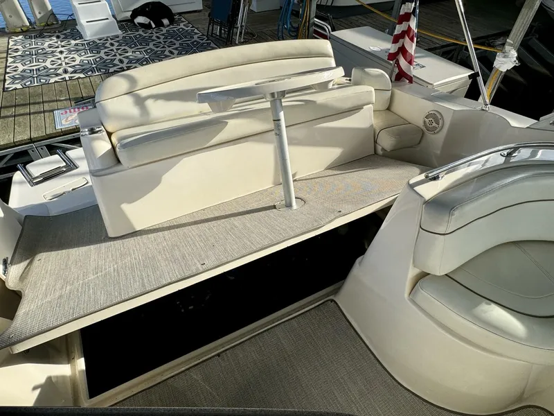 Slide: The Image of Rinker 342 Fiesta Vee 2004 - 79