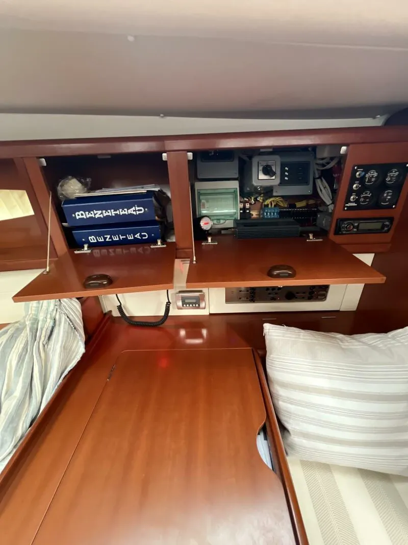 Slide: The Image of Beneteau 49 2007 - 37