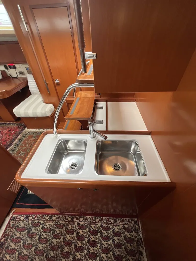 Slide: The Image of Beneteau 49 2007 - 40