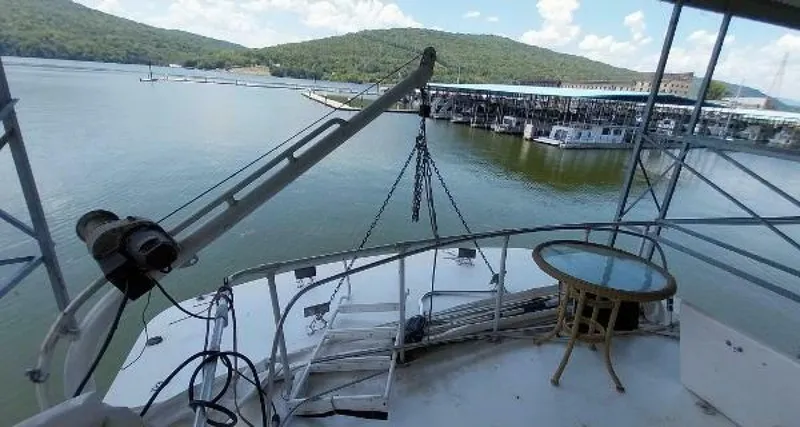 Slide: The Image of Bertram Flybridge MY 1976 - 37