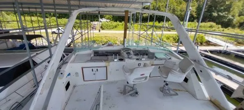Slide: The Image of Bertram Flybridge MY 1976 - 39
