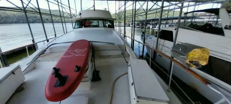 Slide: The Image of Bertram Flybridge MY 1976 - 46
