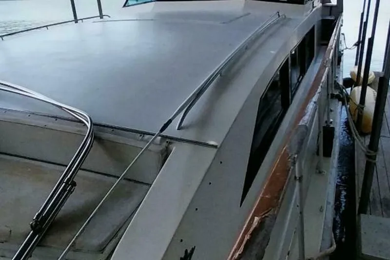 Slide: The Image of Bertram Flybridge MY 1976 - 56