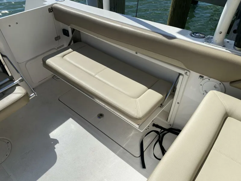 Slide: The Image of Sailfish 275 Dual Console 2018 - 18