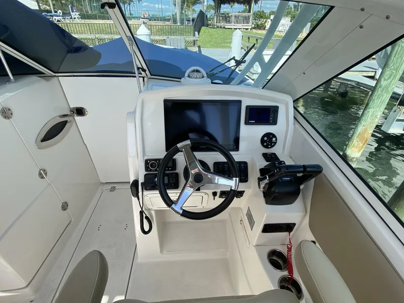 Slide: The Image of Sailfish 275 Dual Console 2018 - 24