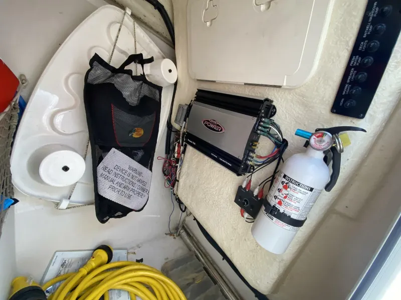 Slide: The Image of Sailfish 275 Dual Console 2018 - 33